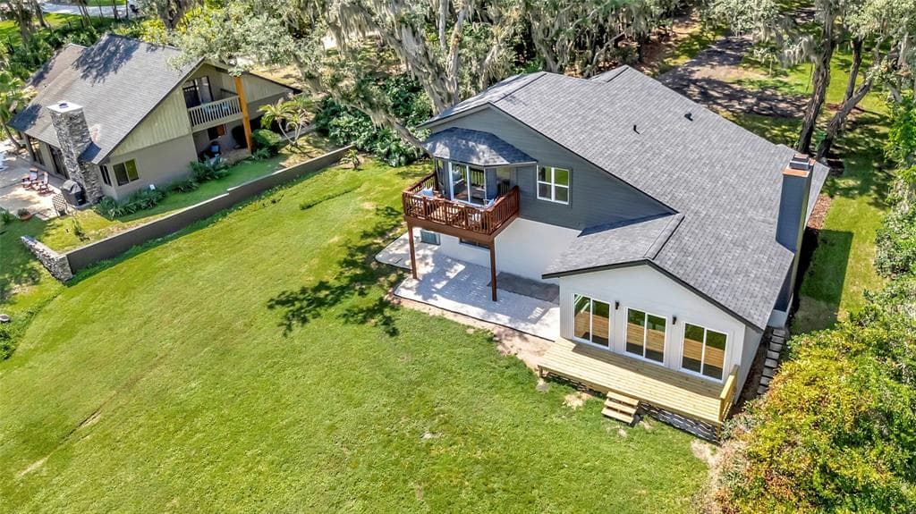 10547 LAKESHORE DRIVE photo 9