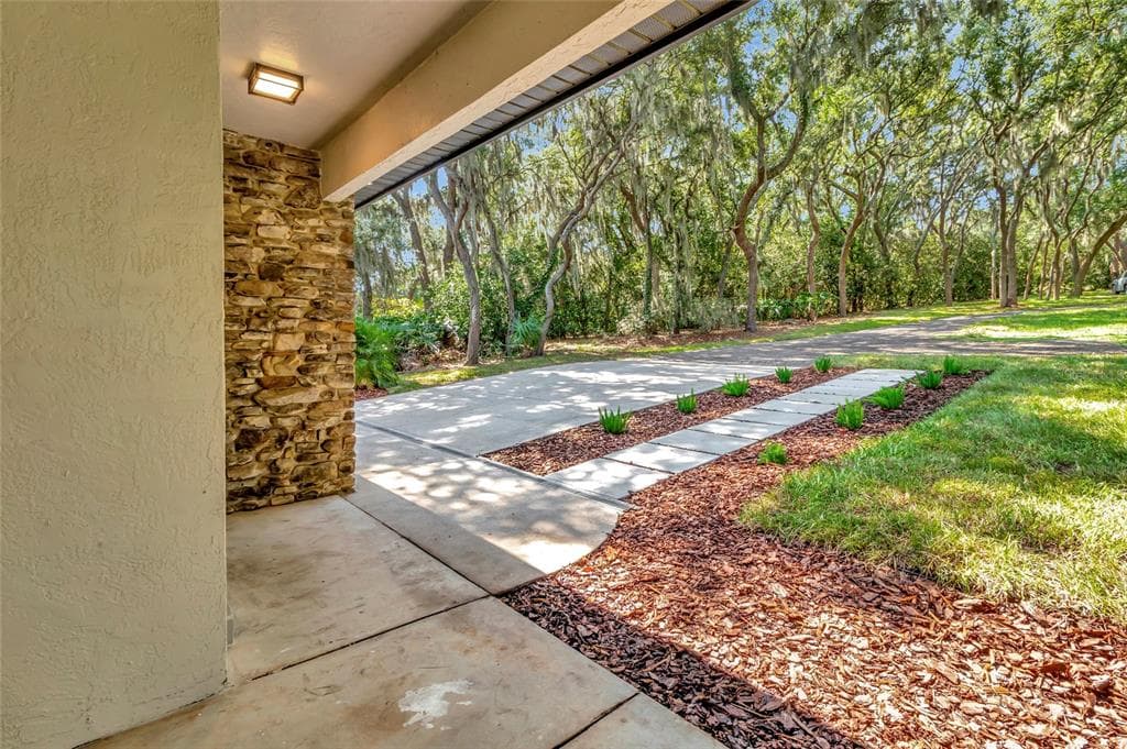 10547 LAKESHORE DRIVE photo 14