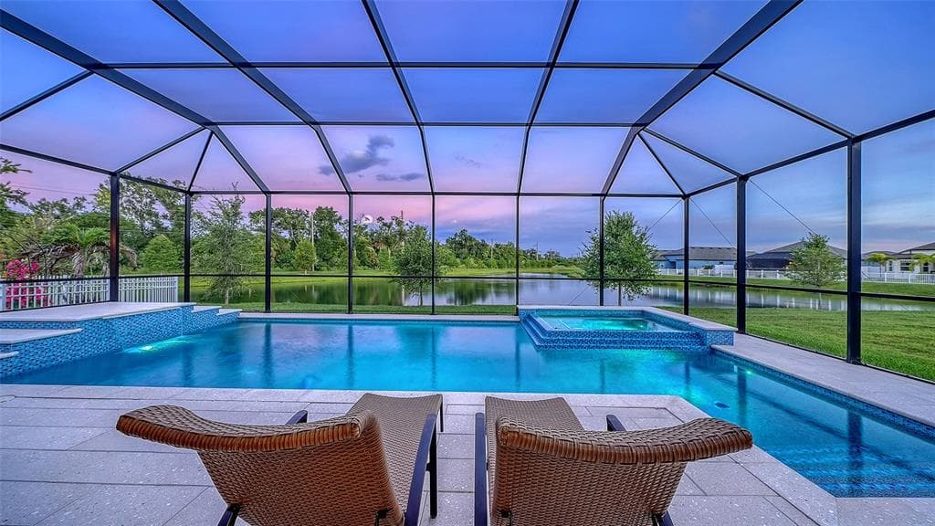8234 TEA OLIVE TERRACE photo 4