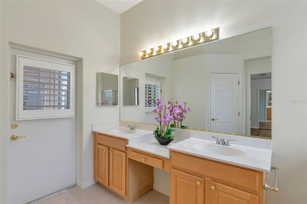 5133 FLAGSTONE DRIVE photo 13
