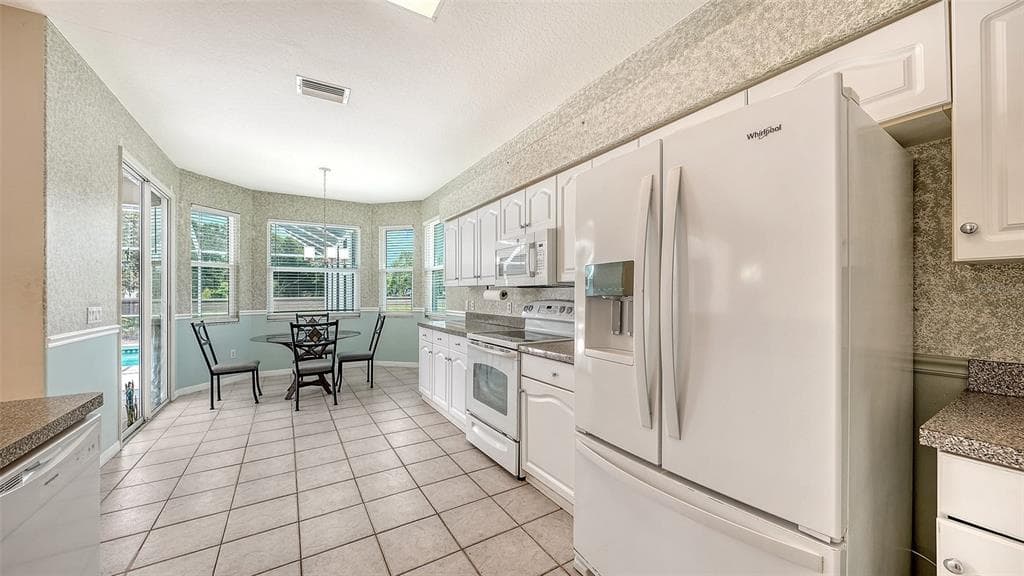 7287 38TH COURT E photo 15