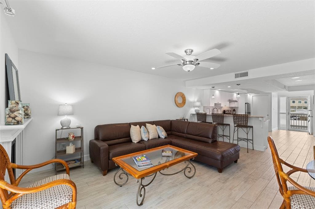 433 S PAULA DRIVE 28 photo 10