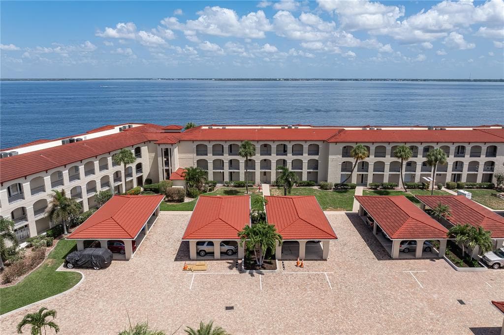 1 COLONY POINT DRIVE #15B 2