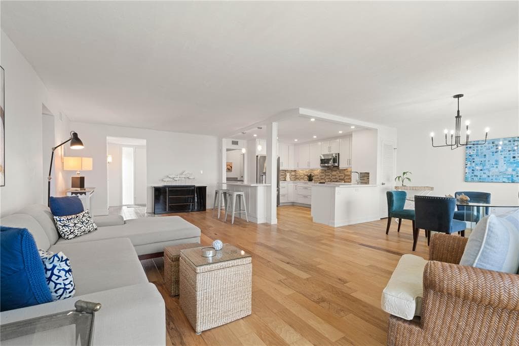 1 COLONY POINT DRIVE #15B 5