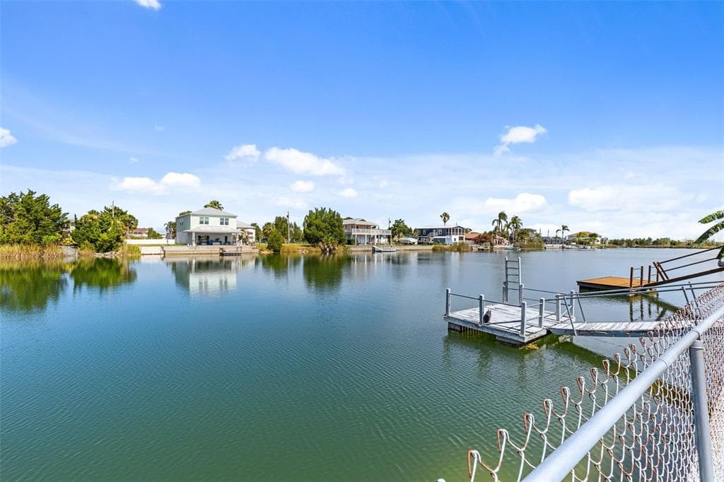 3345 POINSETTIA DRIVE 5