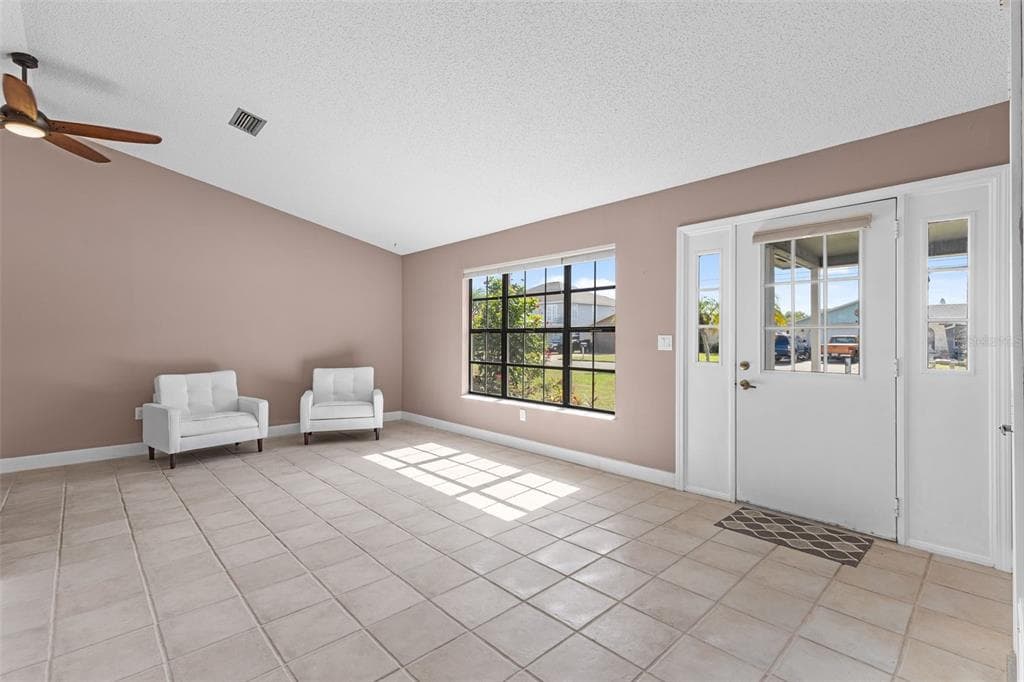 3345 POINSETTIA DRIVE photo 19