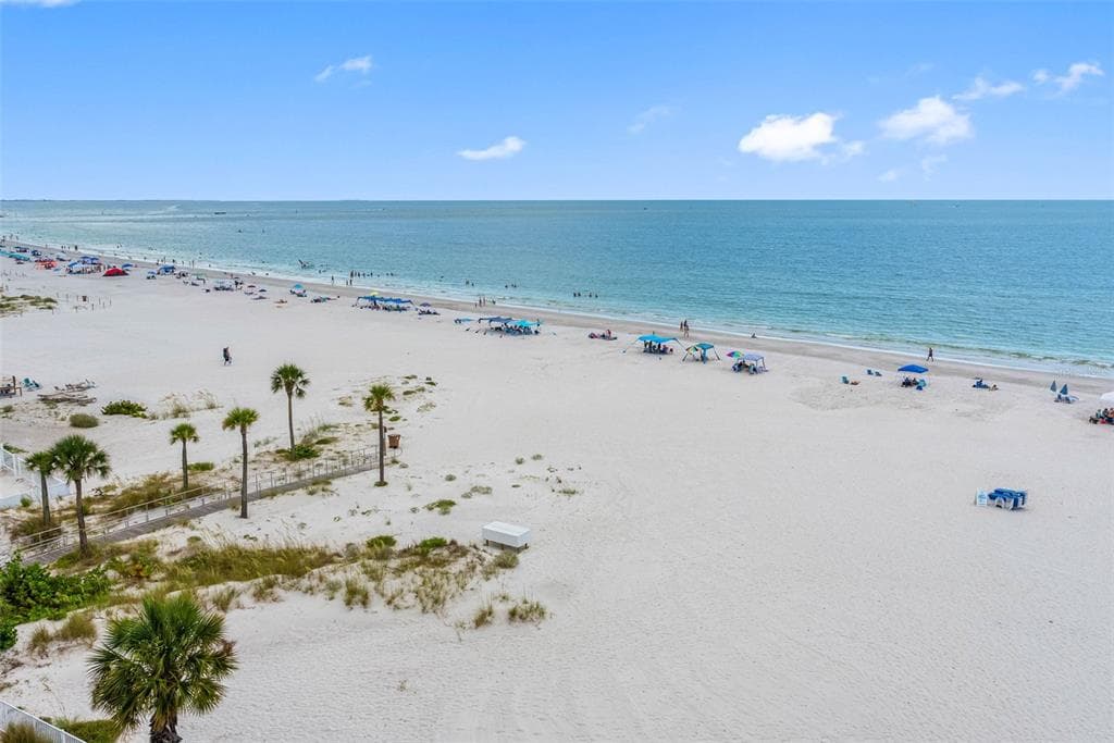 13500 GULF BOULEVARD 605 photo 9