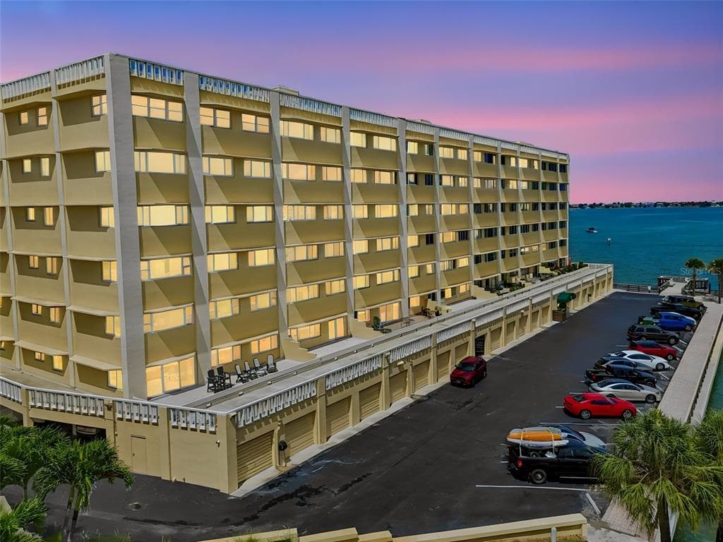 100 BLUFF VIEW DRIVE #509C 1
