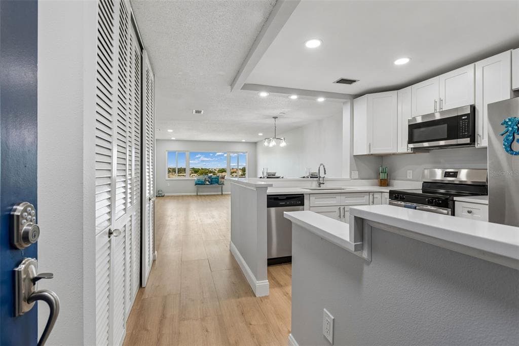 100 BLUFF VIEW DRIVE #509C 5