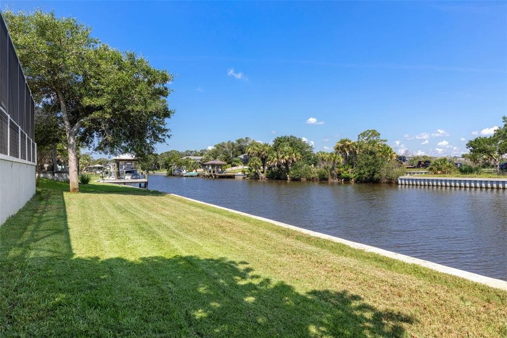 127 SEASIDE POINT photo 6