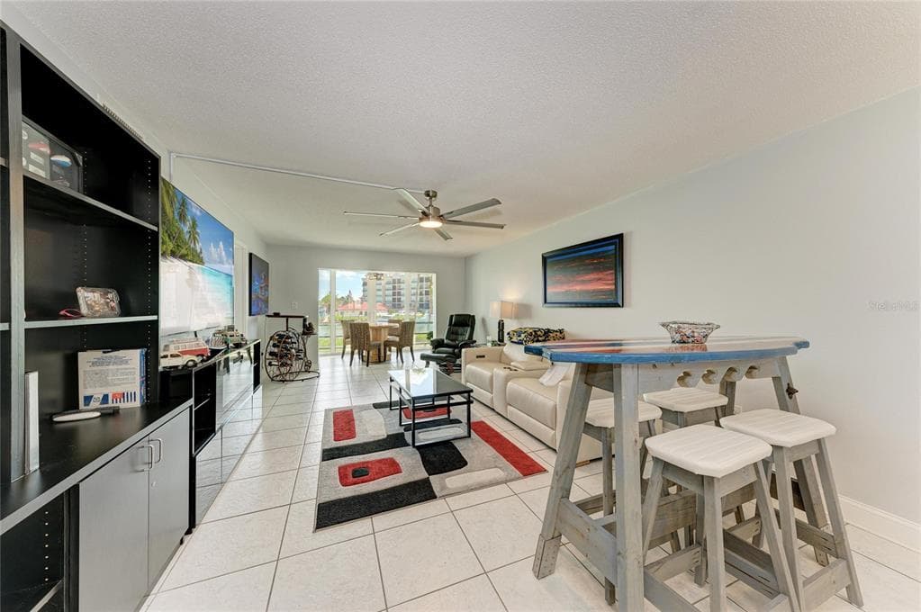 250 SANTA MARIA STREET 219 photo 16