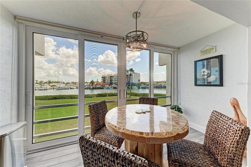 250 SANTA MARIA STREET 219 photo 22