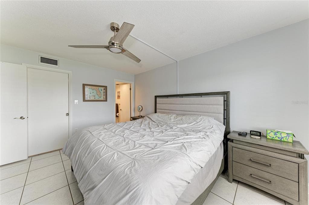 250 SANTA MARIA STREET 219 photo 25