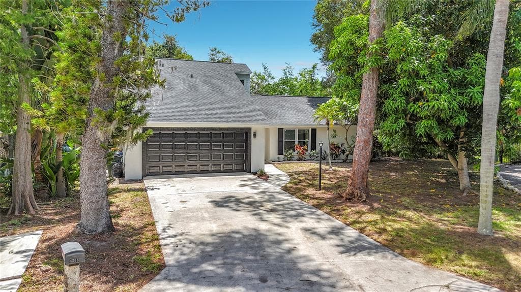 4256 KING RICHARD LANE photo 2