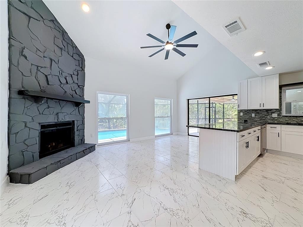 4256 KING RICHARD LANE photo 13