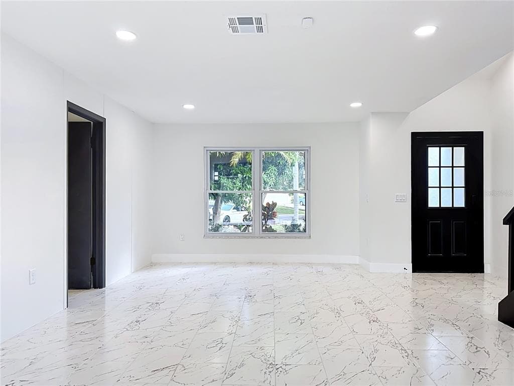 4256 KING RICHARD LANE photo 7