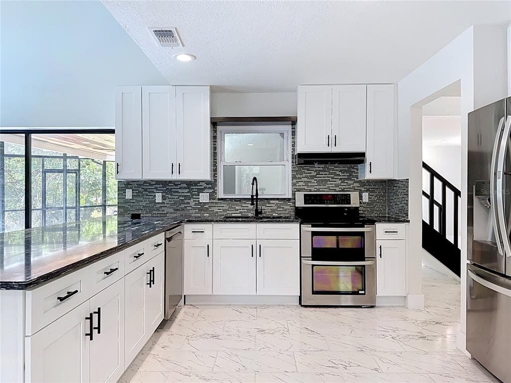 4256 KING RICHARD LANE photo 10
