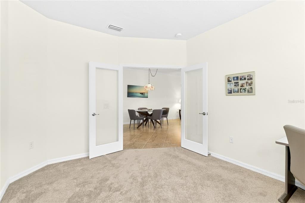 12192 AMICA LOOP photo 16