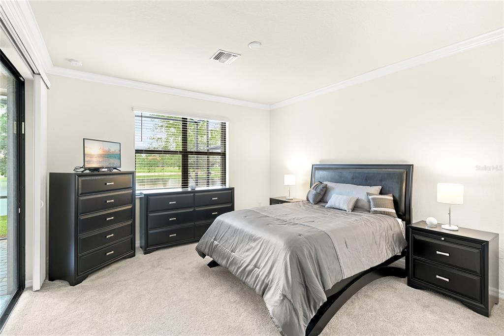 12192 AMICA LOOP photo 22