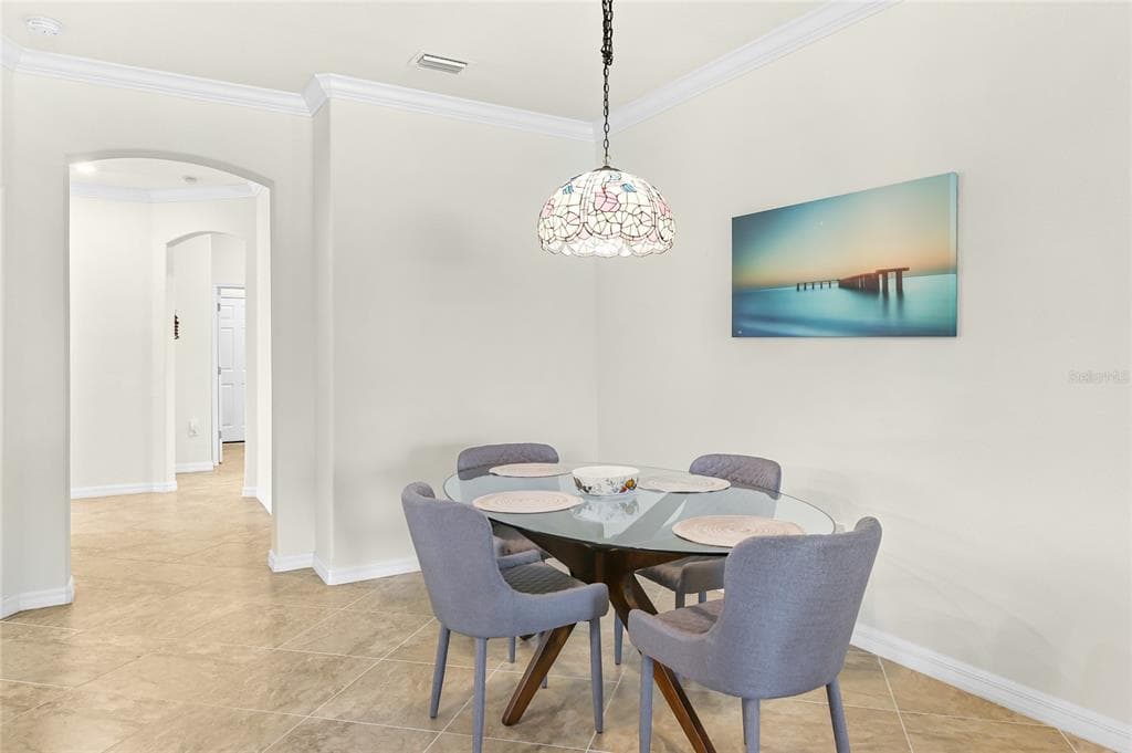 12192 AMICA LOOP photo 10