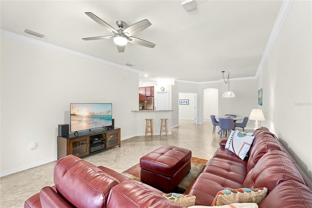 12192 AMICA LOOP photo 21