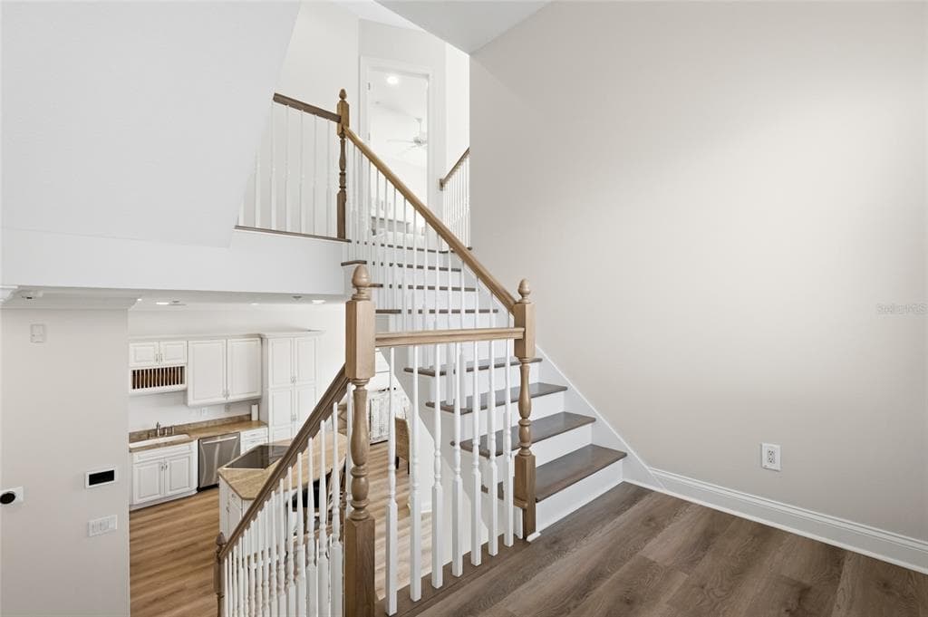 29 NORTHSHORE AVENUE photo 19
