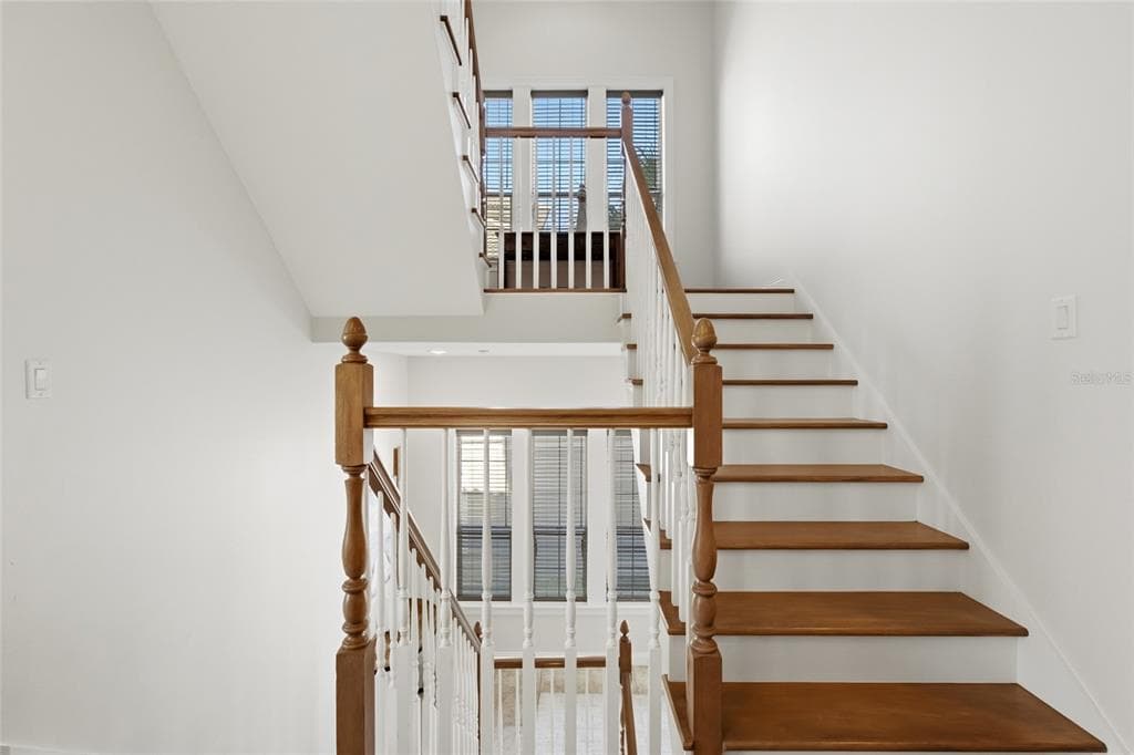 29 NORTHSHORE AVENUE photo 8