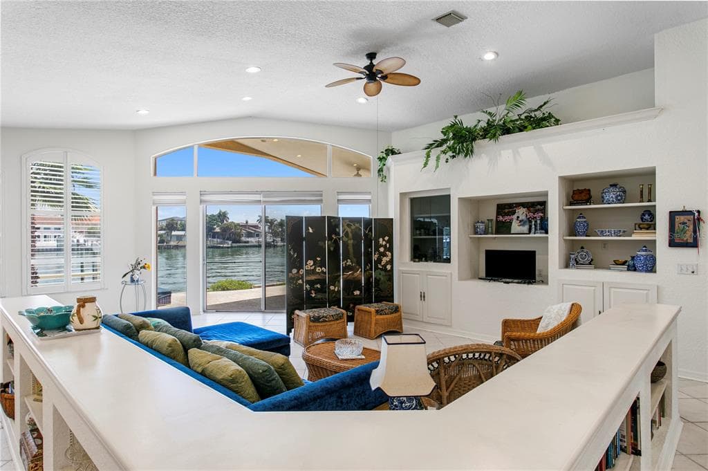 115 ALETA DRIVE photo 12