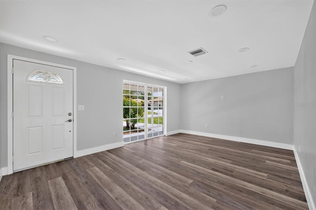 18321 WOLBRETTE CIRCLE photo 6