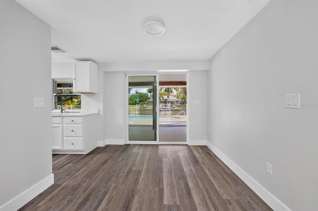 18321 WOLBRETTE CIRCLE photo 16