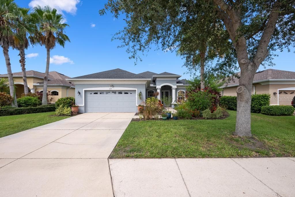 264 DAHLIA COURT photo 2