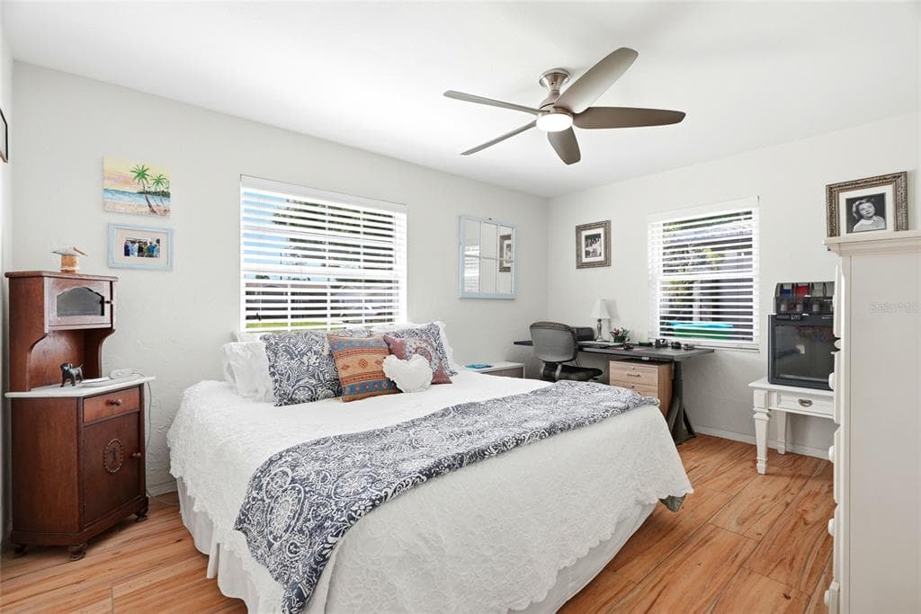 4822 60TH WAY N photo 19