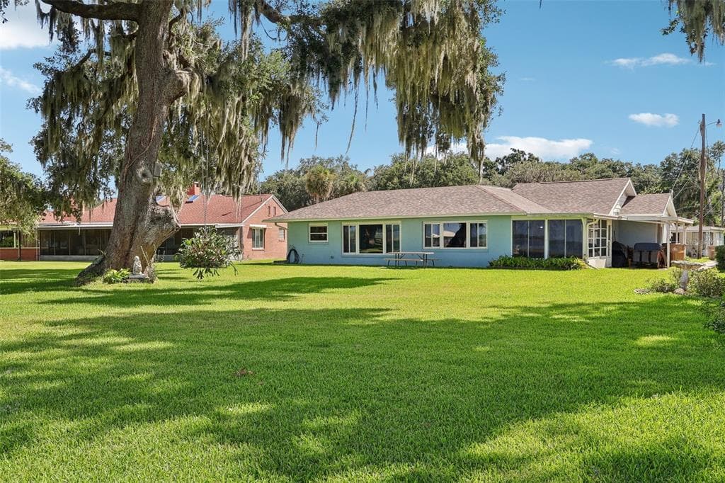 31929 ELIZABETH LANE 4
