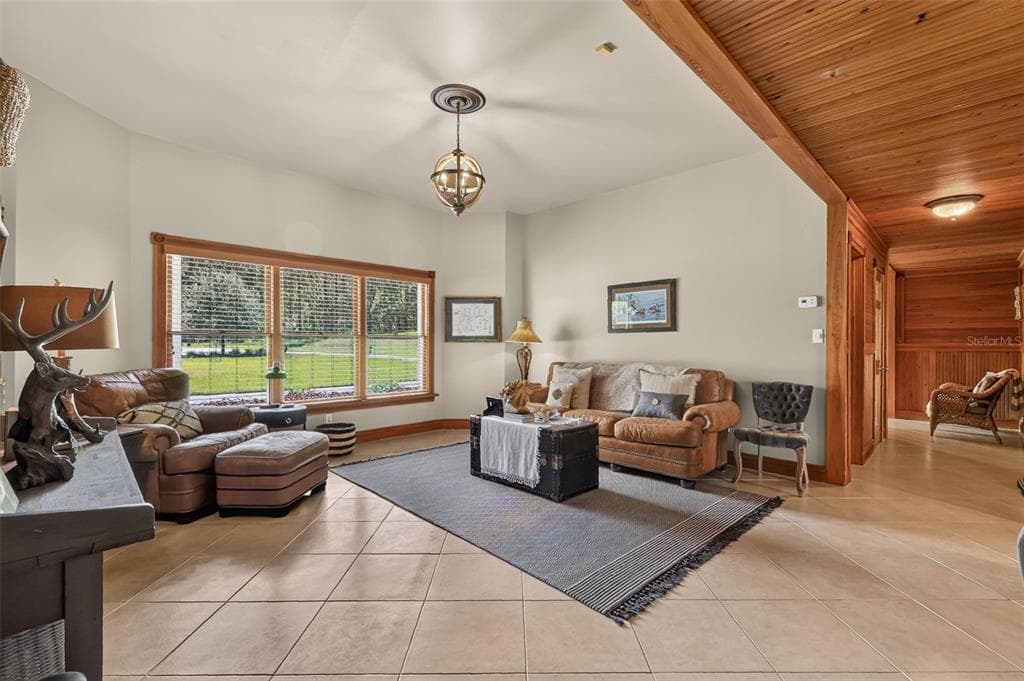 22625 LAKE SENECA ROAD photo 23
