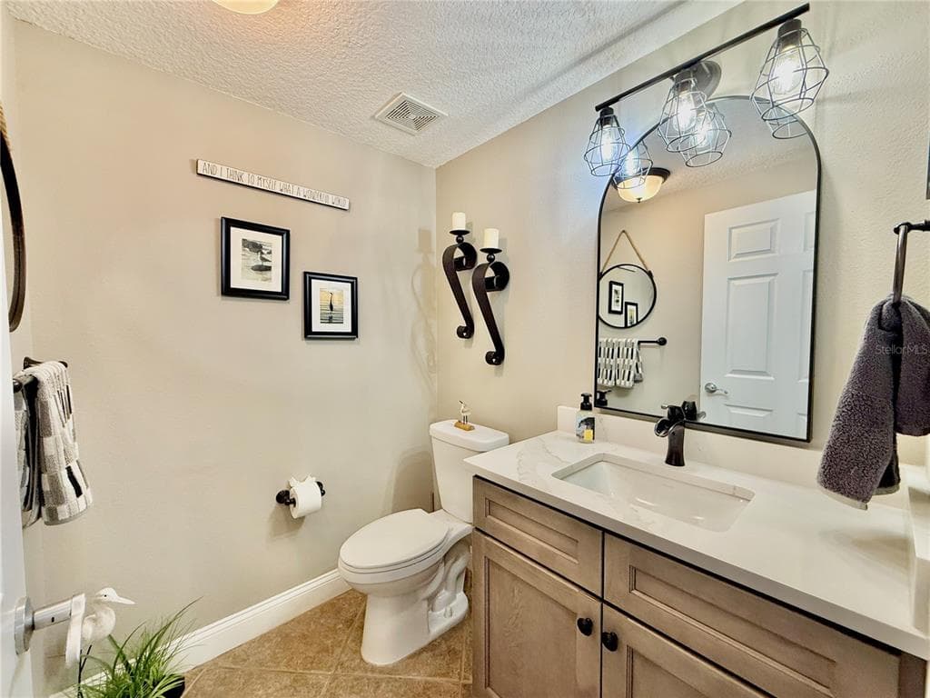 60 SURFVIEW DRIVE 421 photo 23