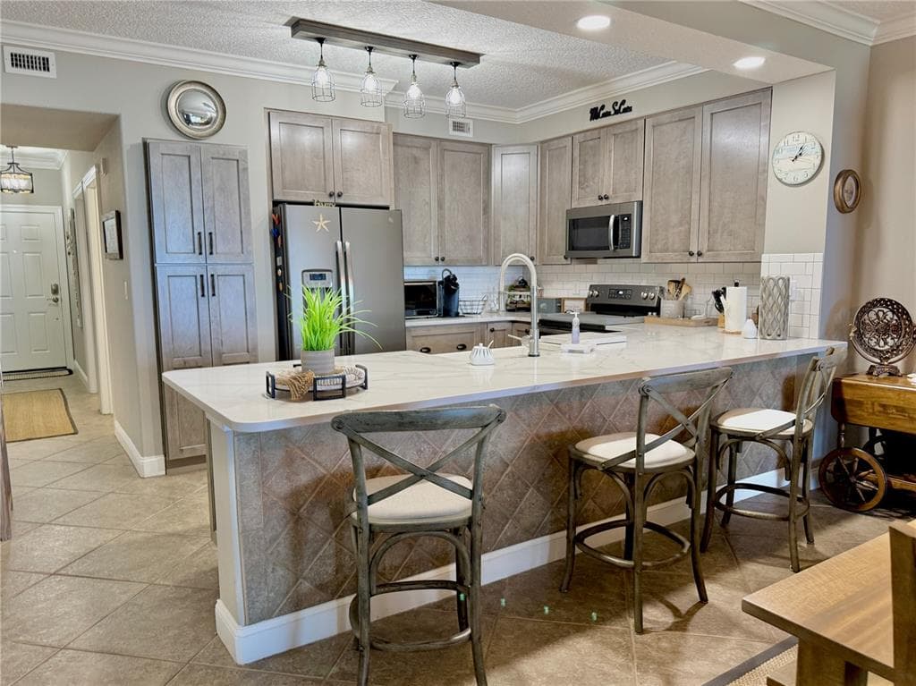 60 SURFVIEW DRIVE 421 photo 16