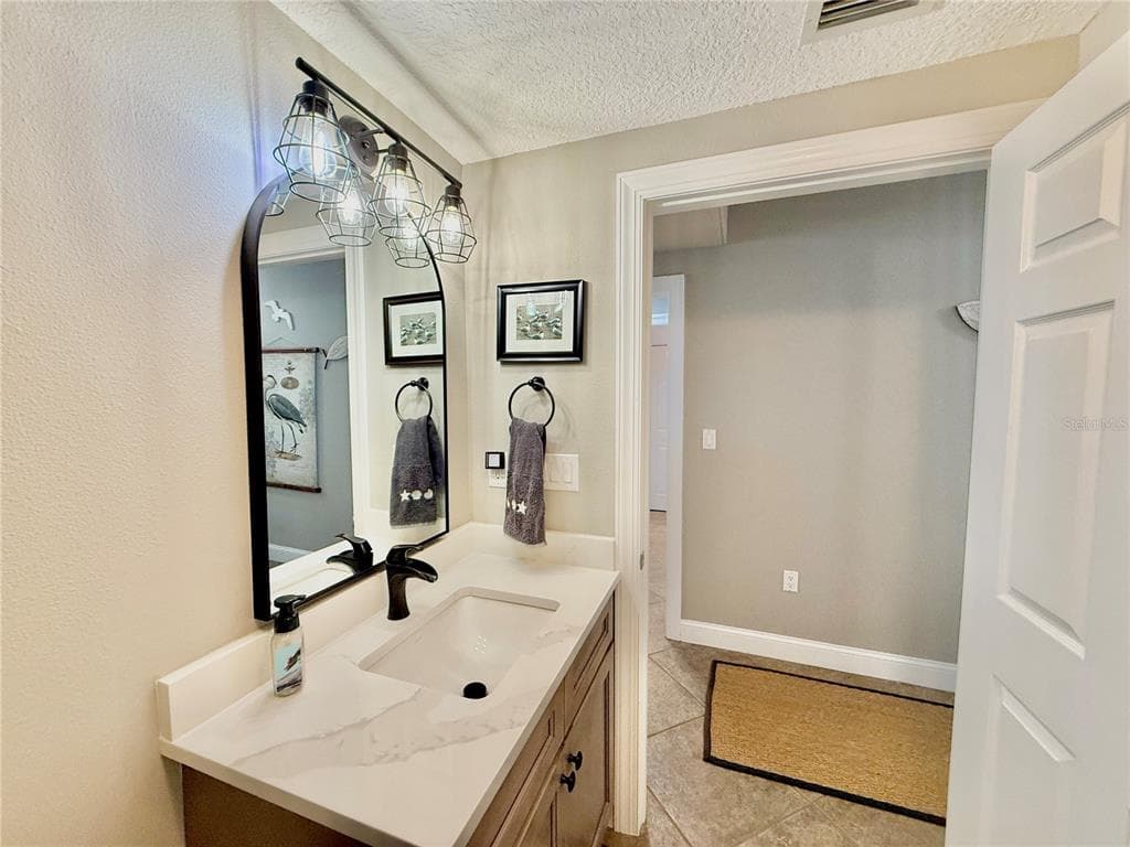 60 SURFVIEW DRIVE 421 photo 24