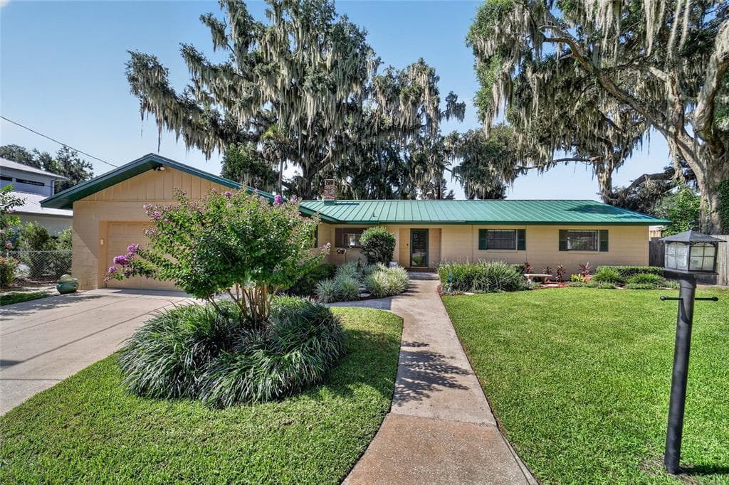 13200 E HIGHWAY 25 photo 17