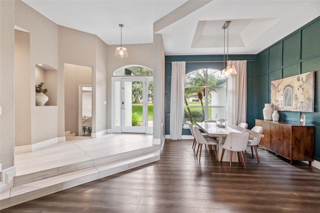 11210 CRESCENT BAY BOULEVARD 4