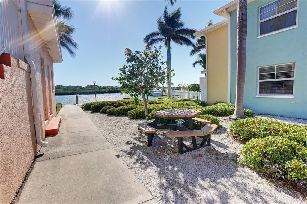 19417 GULF BOULEVARD A202 photo 13