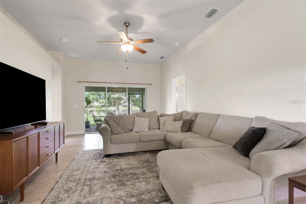 27077 BROOK FOREST ROAD photo 3