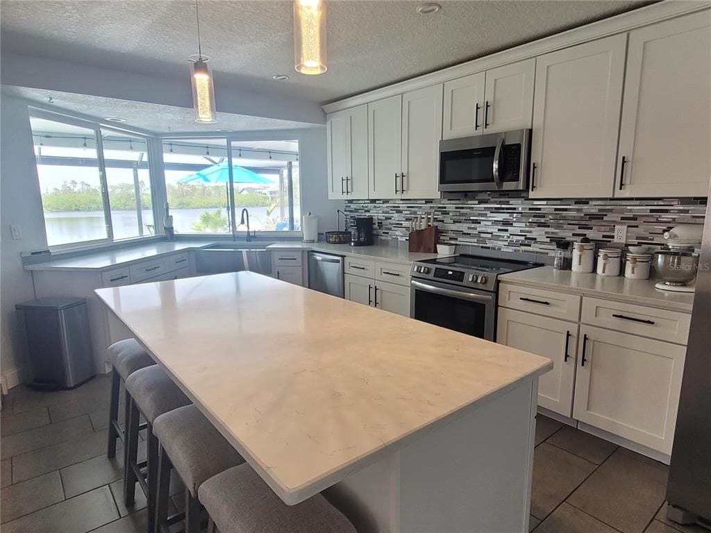 5717 SEABREEZE DRIVE photo 12