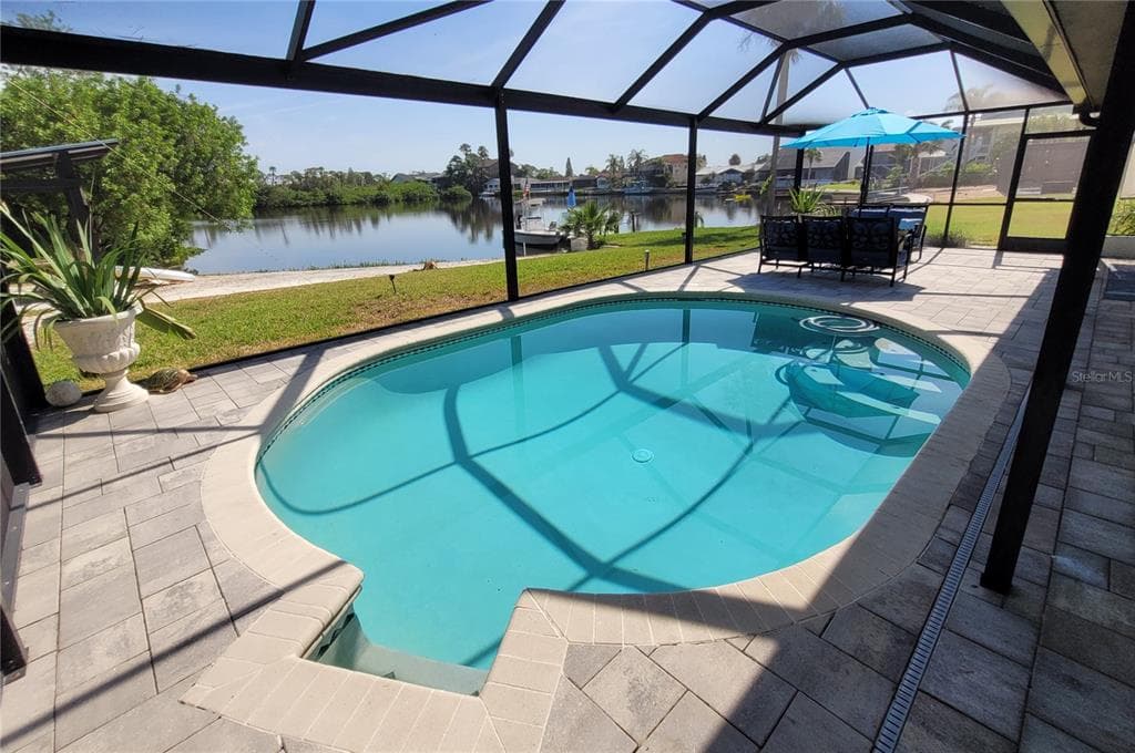 5717 SEABREEZE DRIVE photo 5