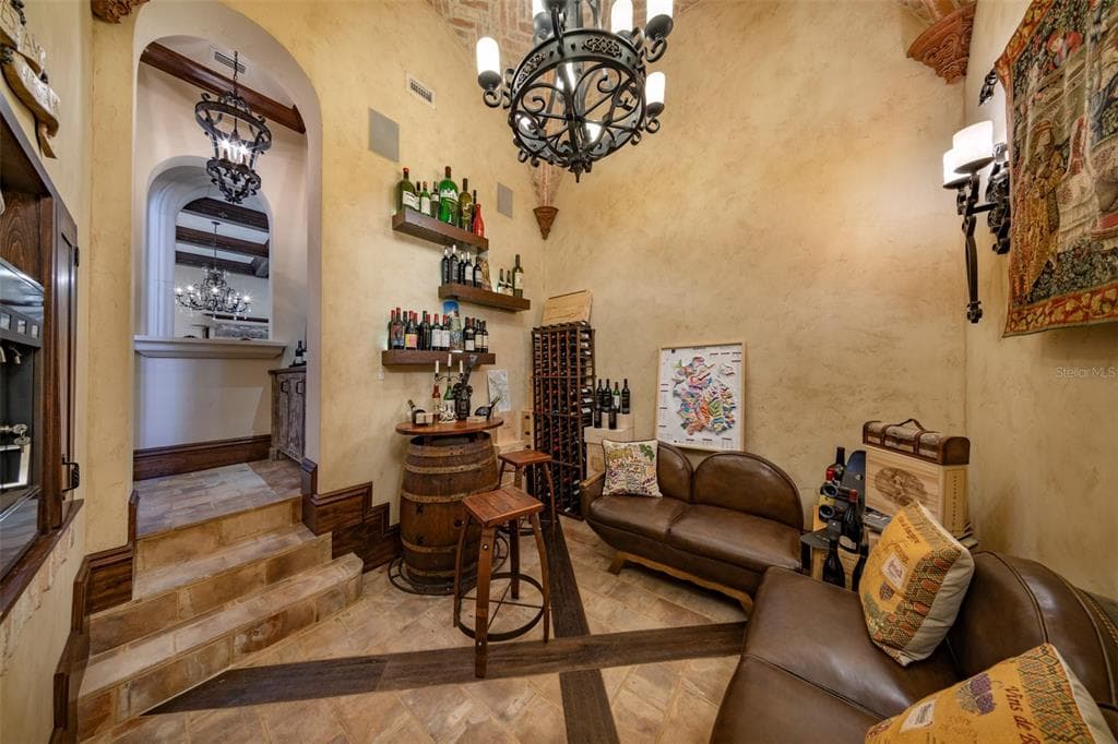 6119 GROSVENOR SHORE DRIVE photo 23