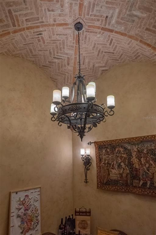 6119 GROSVENOR SHORE DRIVE photo 24