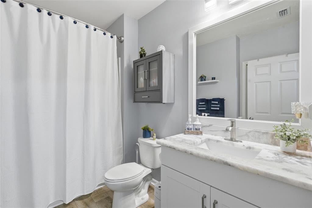 7081 WATERFORD PARKWAY photo 18