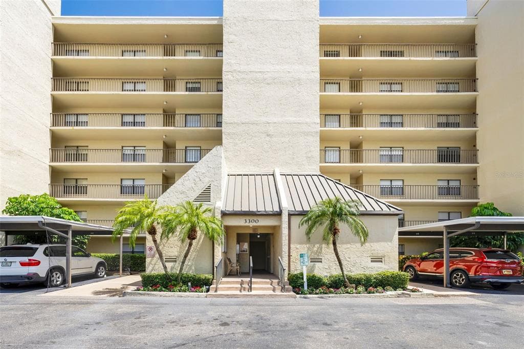 3300 COVE CAY DRIVE 7D photo 2