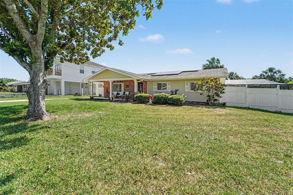 8639 GREEN STREET 3