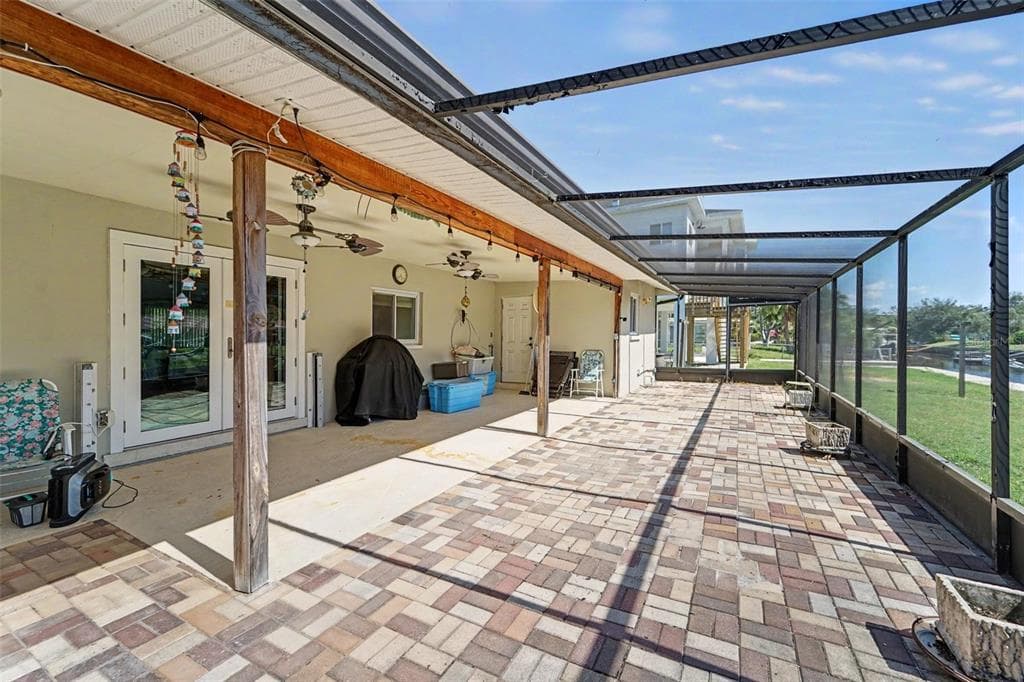 8639 GREEN STREET photo 20