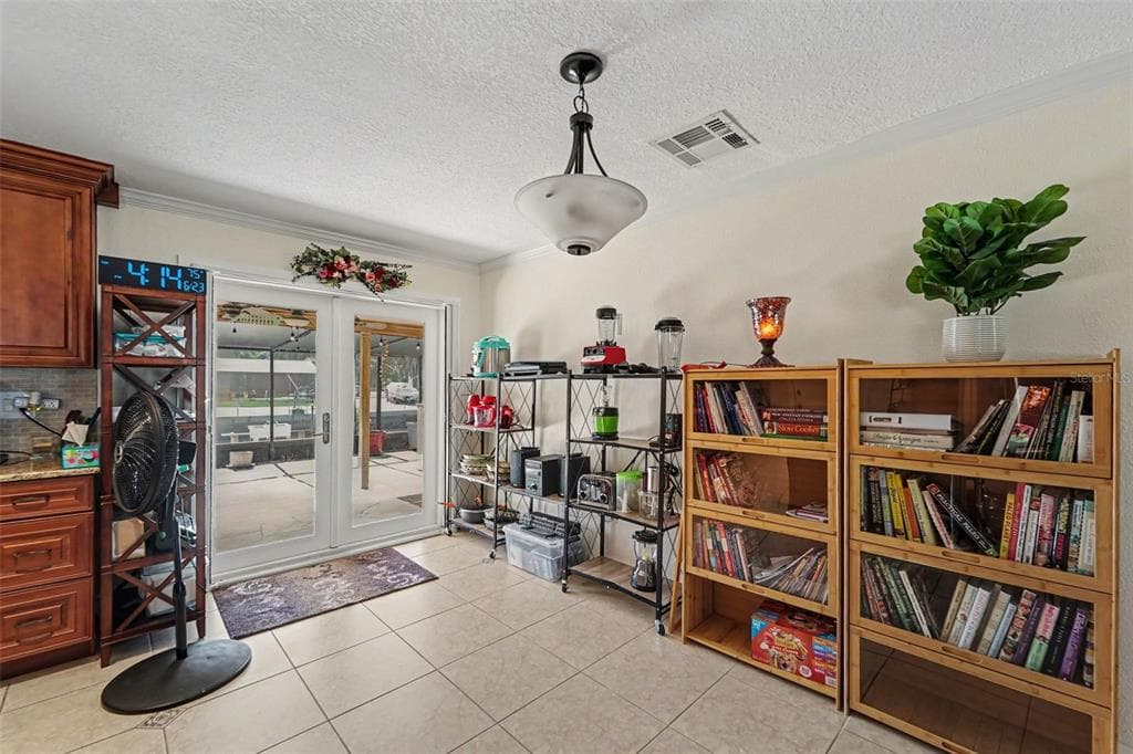 8639 GREEN STREET photo 10